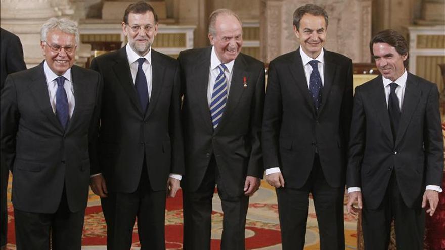 El Rey ha recibido por separado a González, Aznar y Zapatero, según ABC
