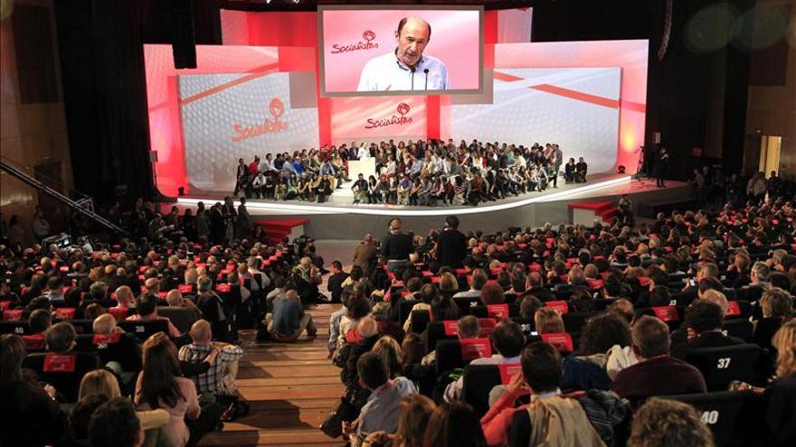 Rubalcaba dice que "el PSOE ha vuelto"