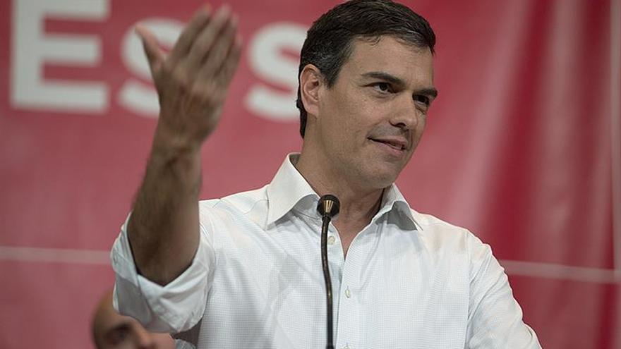 Sánchez sitúa al PSOE en una "encrucijada" entre su modelo y el de la gestora
