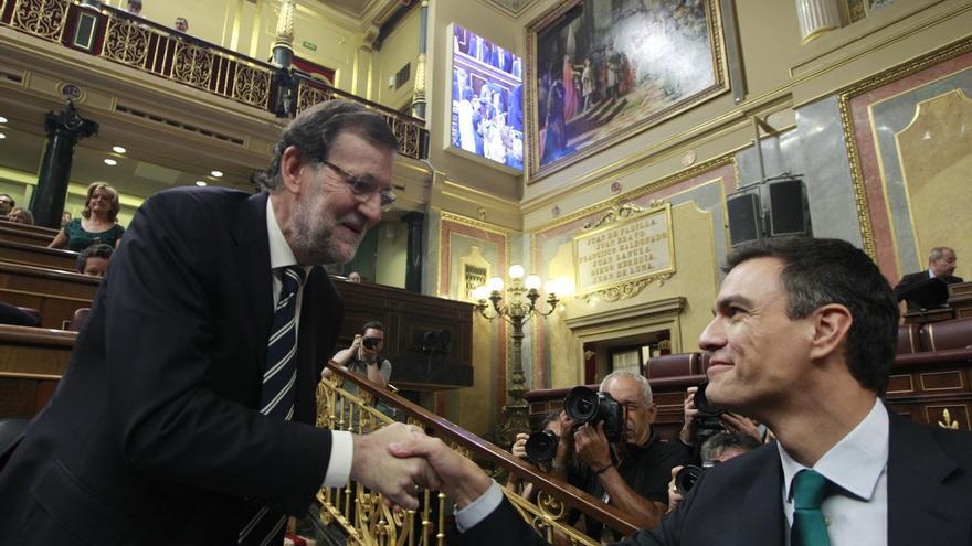 Sánchez garantiza "responsabilidad" a Rajoy en la crisis y el PSOE no pide la dimisión de Mato