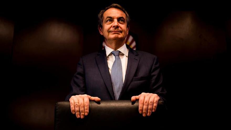Zapatero: Todo apunta que Sánchez será candidato pero hay que respetar los plazos