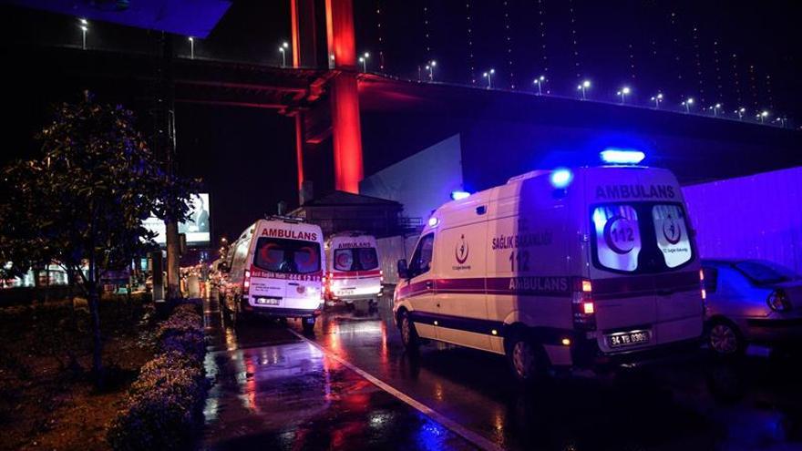 ataque-club-Estambul-deja-muertos_EDIIMA20170101_0011_4.jpg