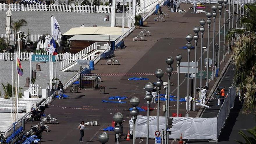 Al menos 84 muertos y 18 heridos en estado crítico en el atentado de Niza