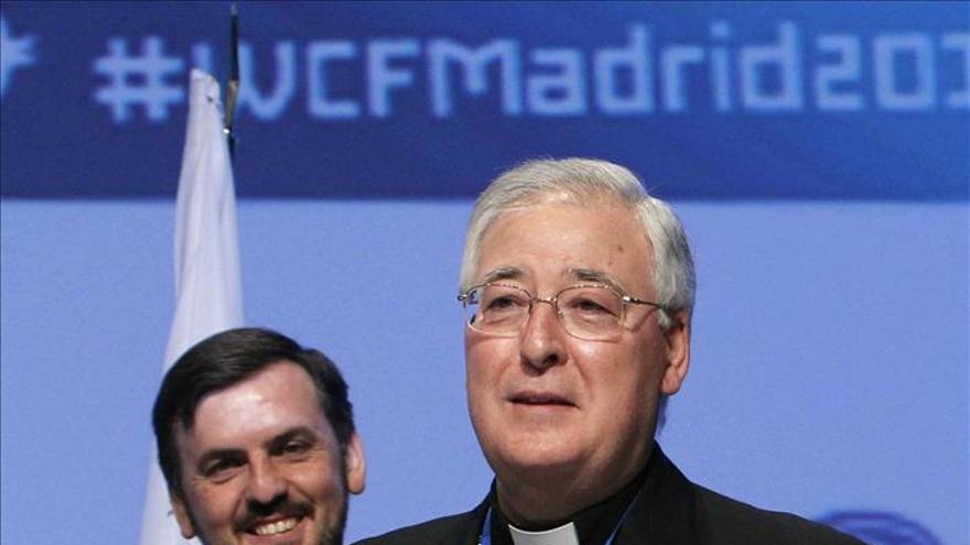 El obispo de Alcalá dice que los niños dudan de su sexualidad por ideologías en la enseñanza