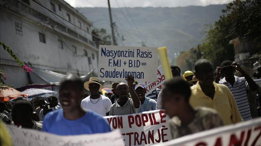 La oposición haitiana volverá a las calles a pedir la renuncia de Martelly