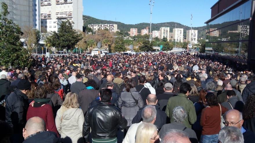 Más de 2.500 personas se quedan fuera del acto de Pablo Iglesias en Barcelona tras completar aforo