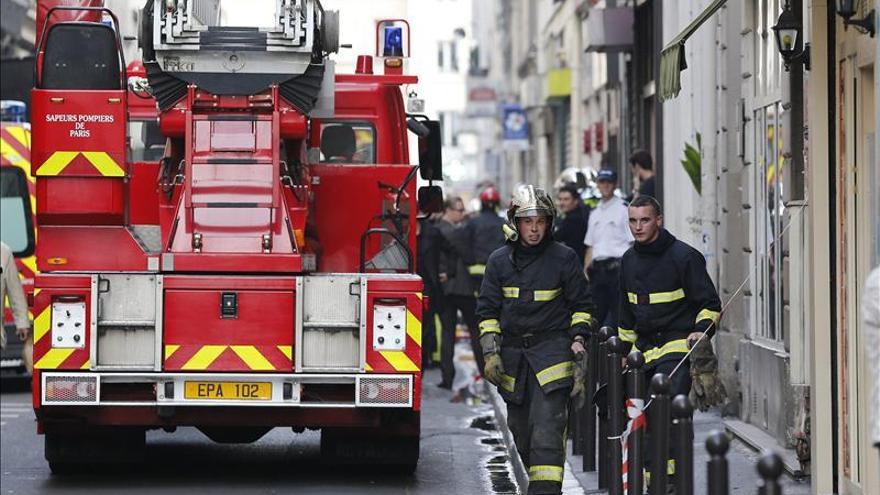 Al menos tres personas mueren por una explosión en unas obras en París