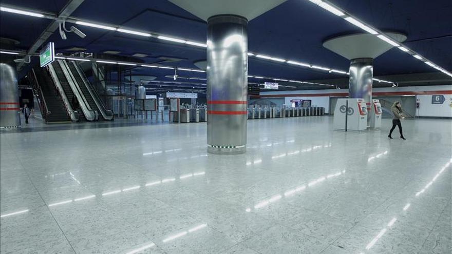 Una falsa alarma de bomba provoca cortes de tráfico, Metro y tren en Madrid