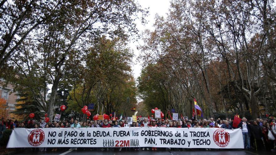 La manifestación en Madrid salió de Atocha, donde confluyeron nueve columnas. En la cabecera podía leerse la misma consigna que marcó el 22M: "Pan, trabajo y techo". \ Olmo Calvo