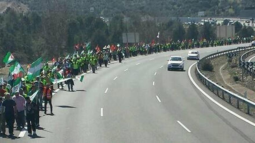Marcha de Córdoba que avanza en la columna andaluza hacia Madrid