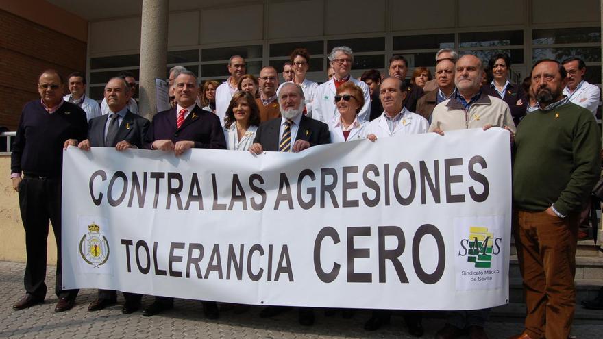 Protesta de médicos en Sevilla por las agresiones en el ámbito sanitario./Sindicato Médico Sevilla