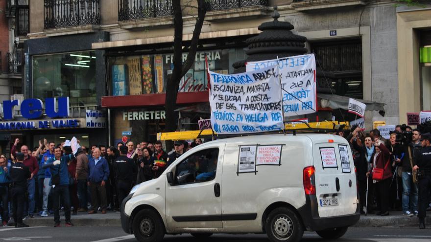 La protesta de los técnicos de Telefónica también ha tenido visibilidad en Génova. / Mercedes Domenech