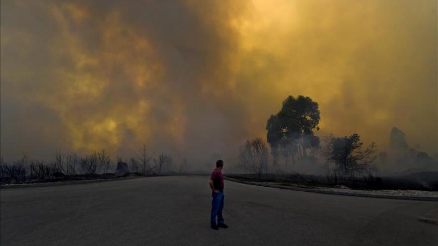 Un muerto en un incendio forestal en Portugal cerca de Extremadura