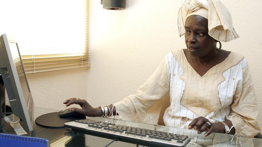 La senegalesa Madjiguene Cissé, promotora de la "Ciudad de las mujeres" de Dakar