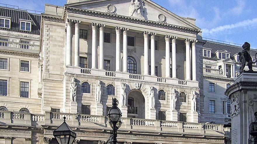 El Banco de Inglaterra, que regula la política monetaria de Reino Unido