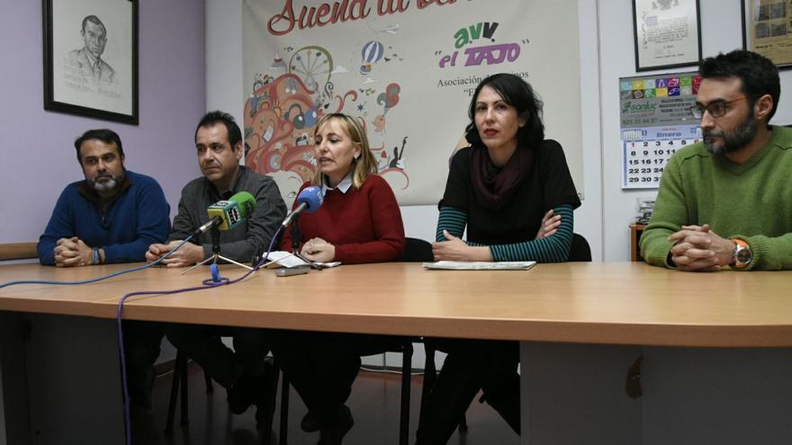 De izquierda a derecha: Javier Mateo, Juan Ramón Crespo, Gemma Ruiz, Eva García Sempere y Sergio Mora