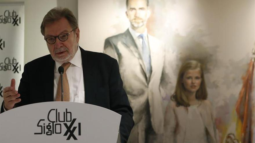 Cebrián dice que la presunción de inocencia ha desaparecido en España