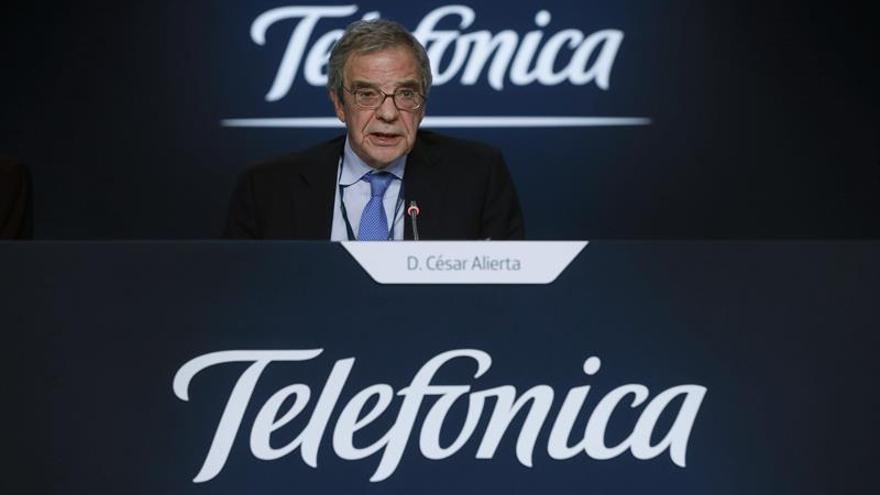 Alierta deja la presidencia de Telefónica que asumirá Alvarez-Pallete