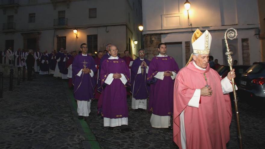 Imagen de Rafael Zornoza, obispo de Cádiz y Ceuta.