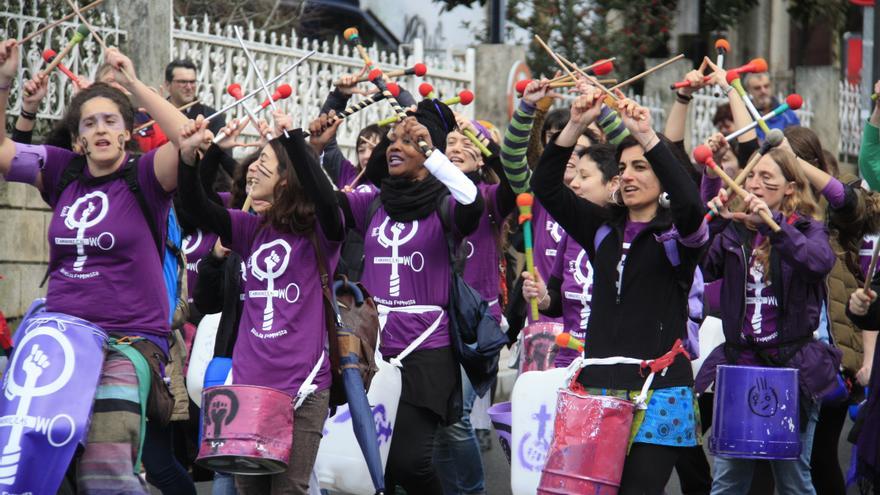 Un momento de la manifestación feminista de este domingo en Santiago
