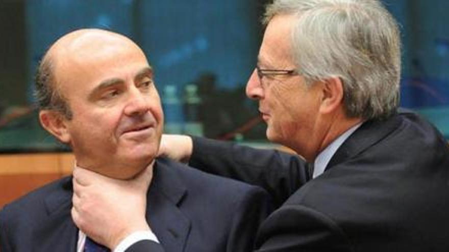 Luis De Guindos y Jean Claude Juncker, no era animadversión sino camaradería