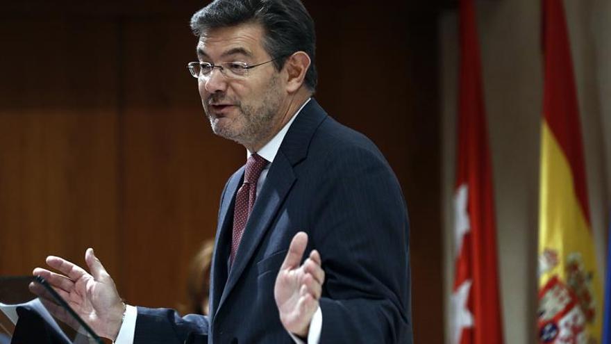 Catalá defiende el indulto a los funcionarios de Rota y niega corrupción