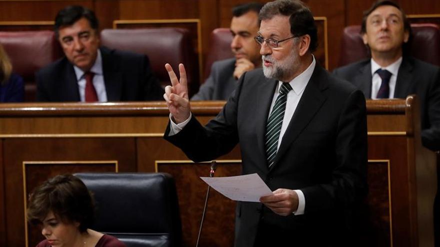 Rajoy acusa a Iglesias de manipular la realidad y le compara con la Inquisición