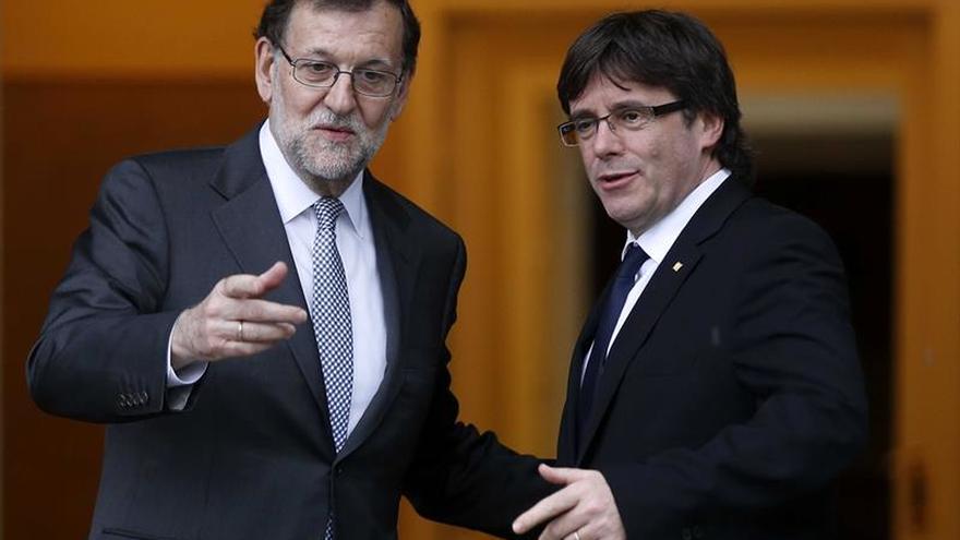 Rajoy y Puigdemont se ven hoy en Oporto tras anuncio de referéndum unilateral