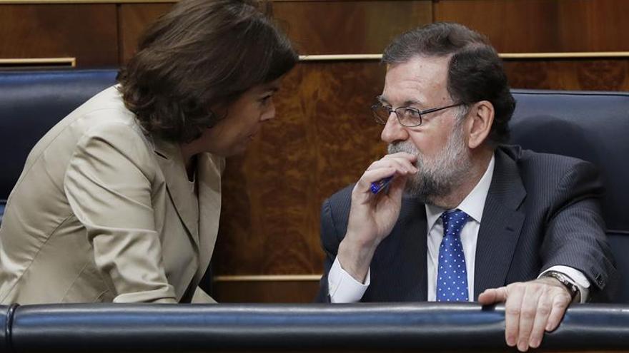 Rajoy se equivoca en una votación de los presupuestos pero sin consecuencias