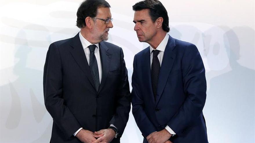 Rajoy no podrá nombrar nuevo ministro en vez de Soria al estar en funciones