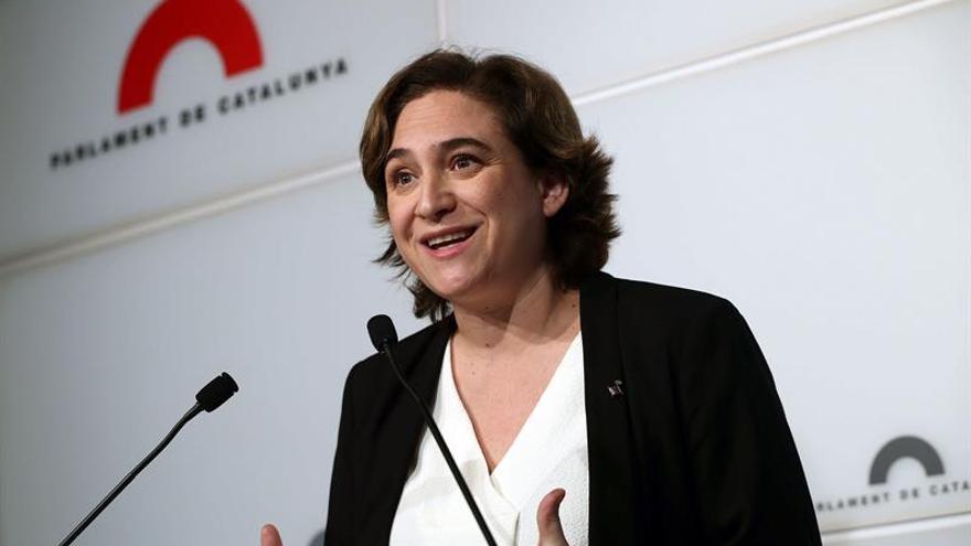 La alcaldesa de Barcelona se tomará la baja maternal de 16 semanas
