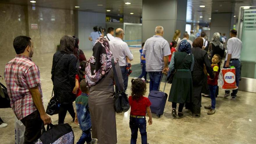 Con la última llegada de 198 refugiados, ya son 898 los acogidos por España