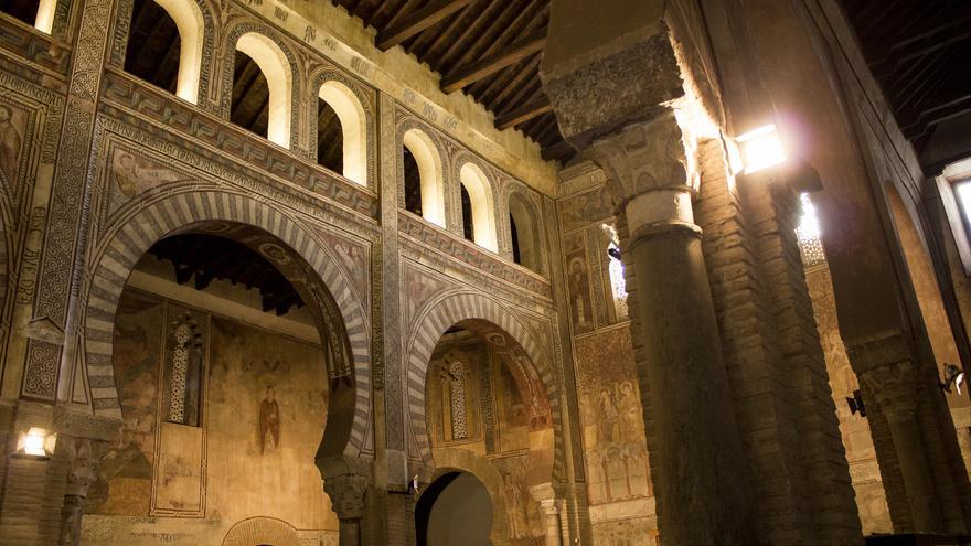 Frescos medievales en San Román.